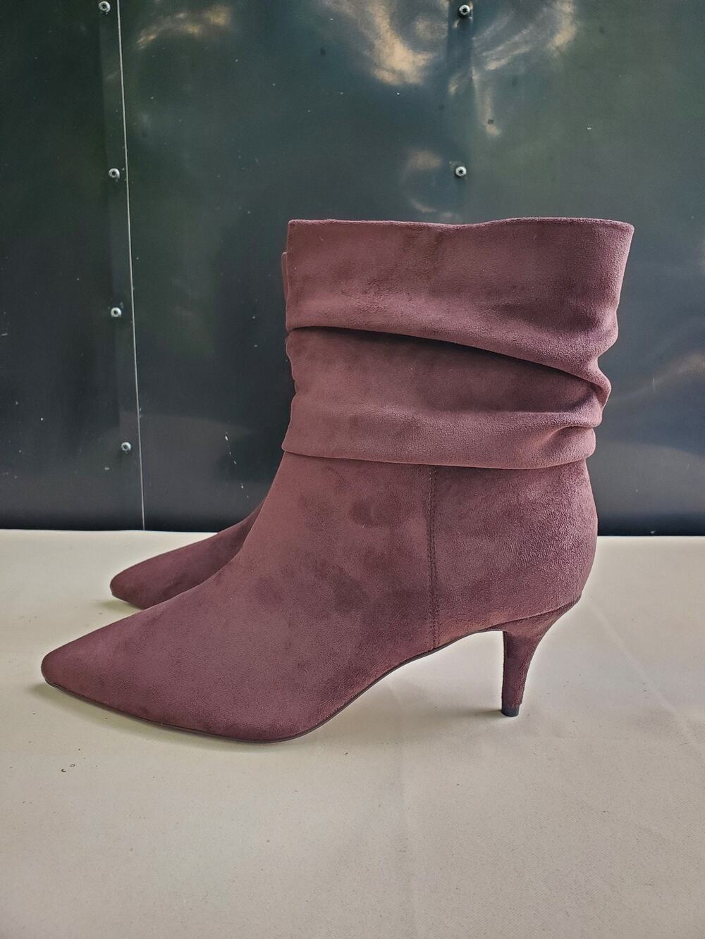 CosyFever Womens Ankle Boots 9.5W Plum Slouchy Pointed Toe Kitten Heel